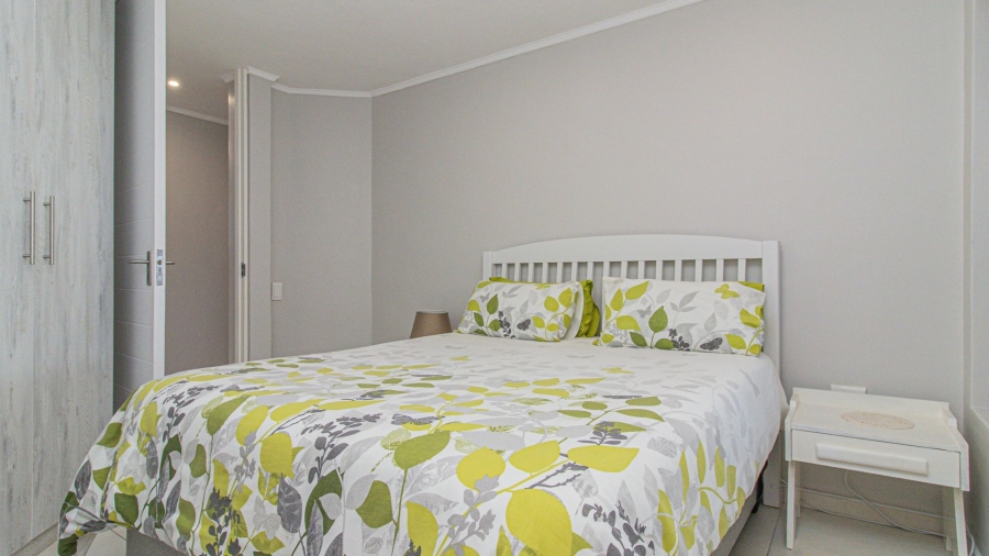 4 Bedroom Property for Sale in Perlemoenbaai Western Cape